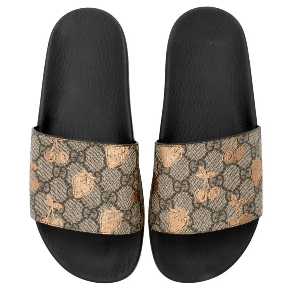 Gucci GG Supreme Berry Slide Sandals - Size 9 / 39 - Picture 5 of 7